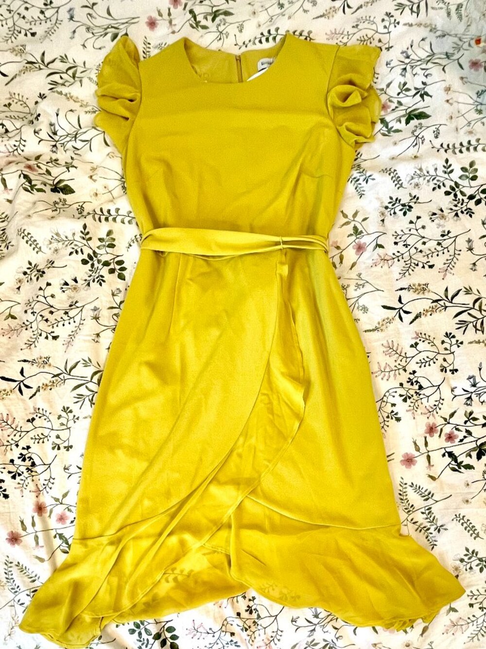 💛 SUNSHINE YELLOW RUFFLE MIDI DRESS 💛